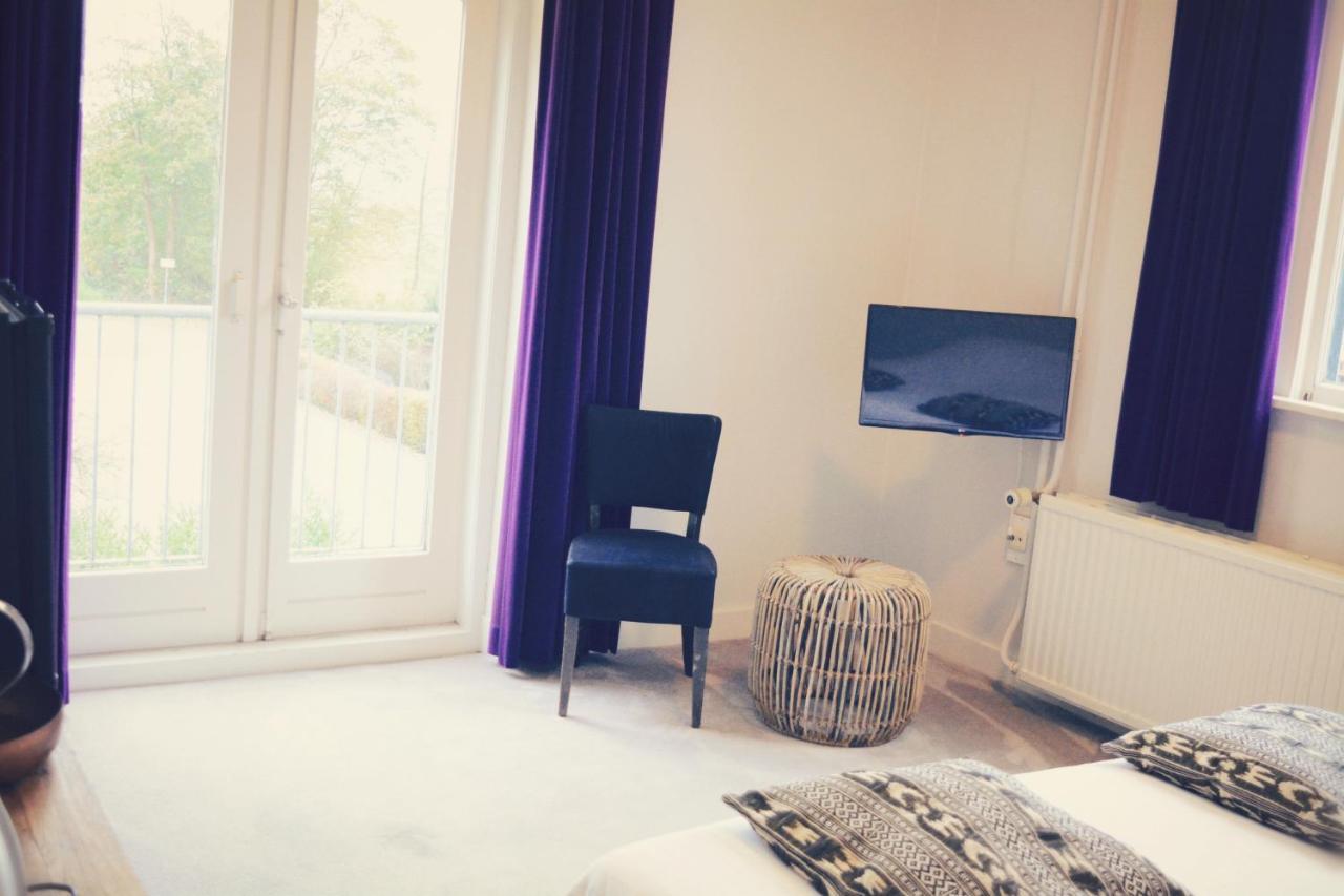 Devilla Bed and breakfast *
